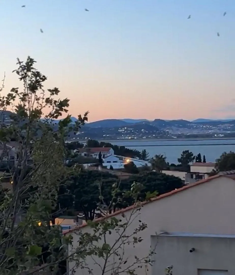 Superbe Duplex Refait A Neuf ! Apartment Hyeres
