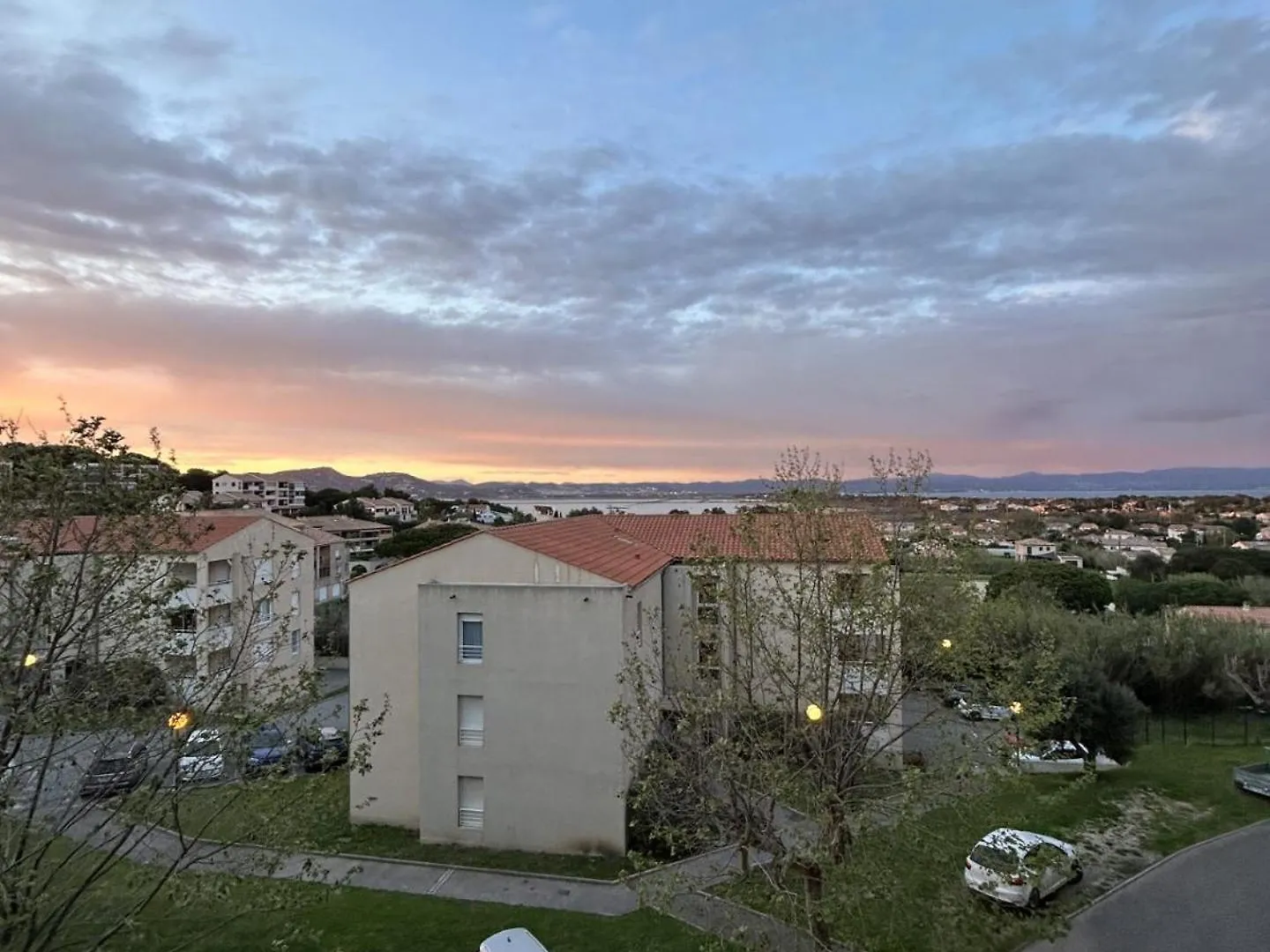 Superbe Duplex Refait A Neuf ! Apartment Hyeres